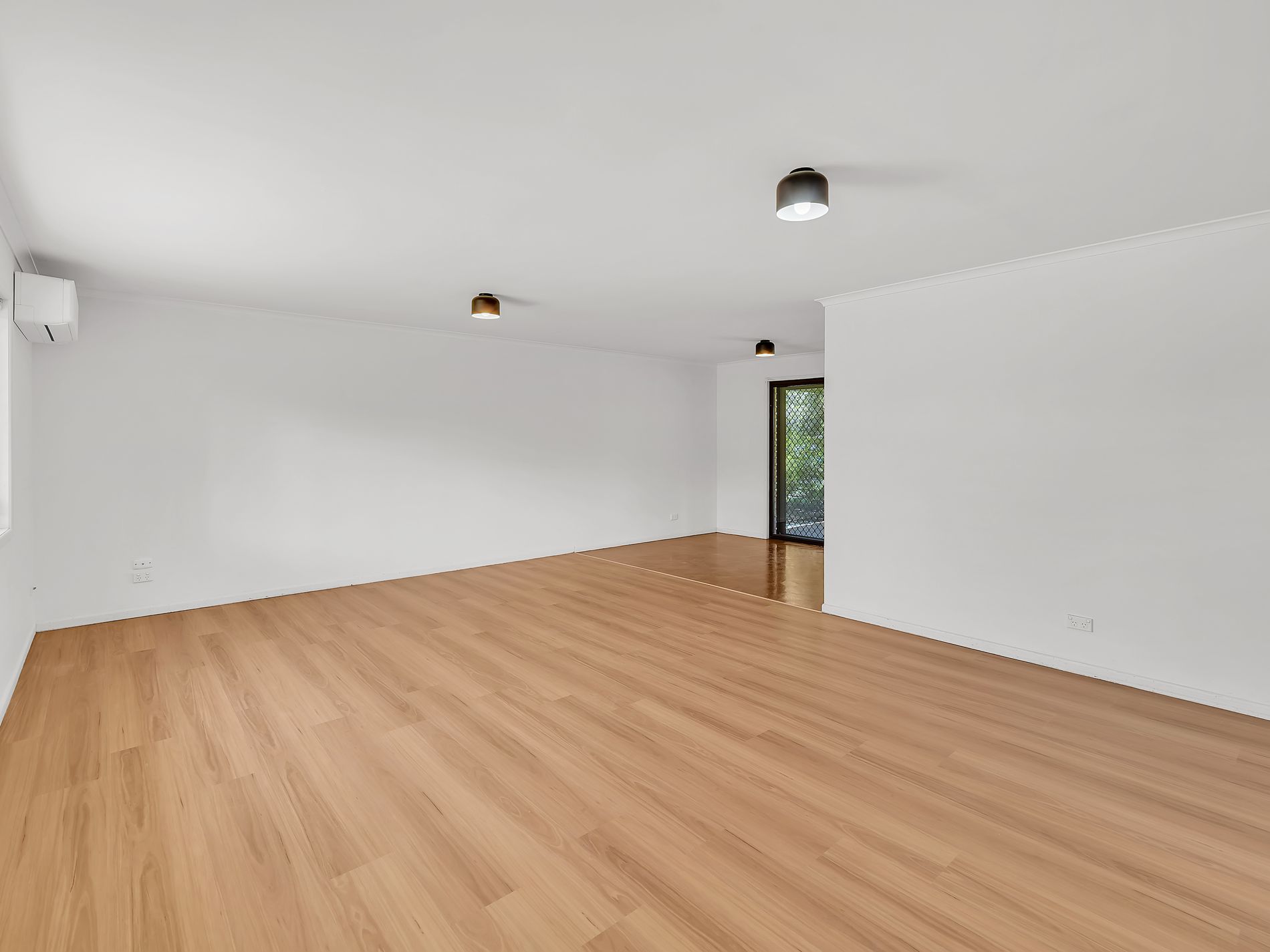 63 Sunbird , Parrearra