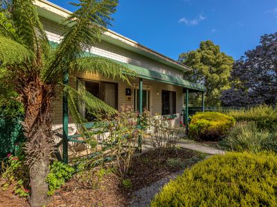 8 Garthfield Avenue, Cygnet