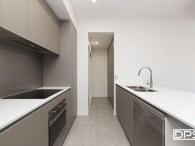 5 / 8 Hawksburn Road, Rivervale
