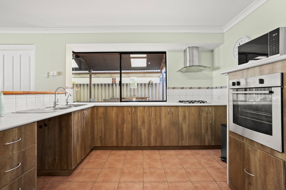 25 Seawind Drive, Rockingham