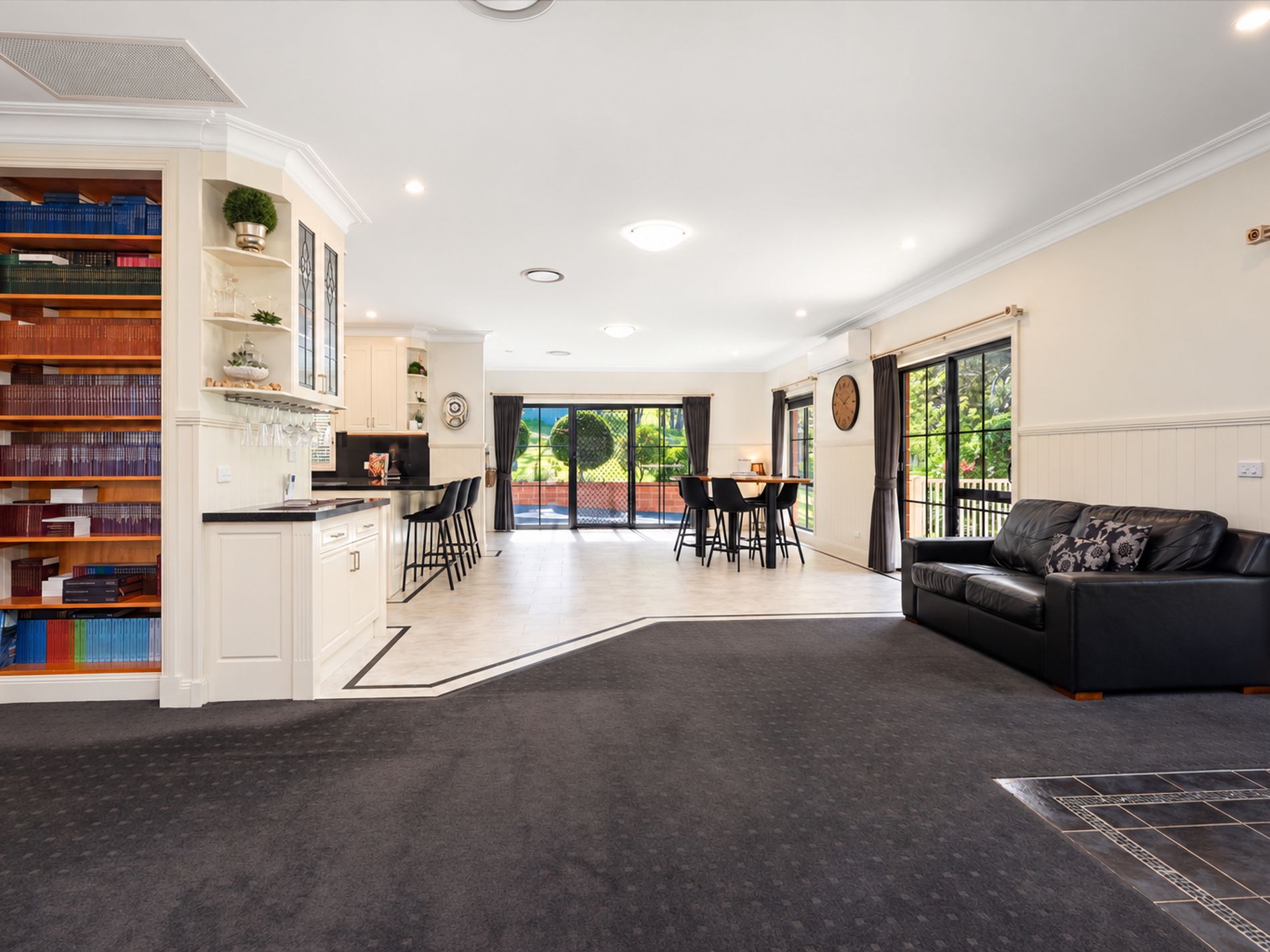 1188 Padman Drive, West Albury
