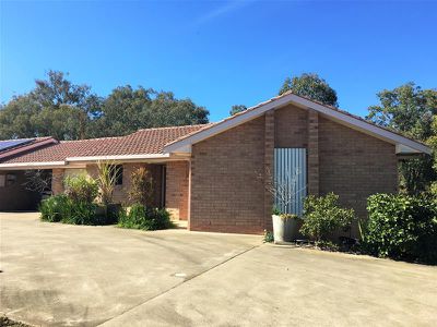 2 / 22 Charles Coxen Close, Tamworth