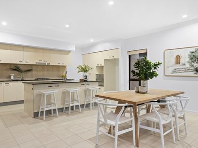 15 Hawksbury Crescent, Wakerley