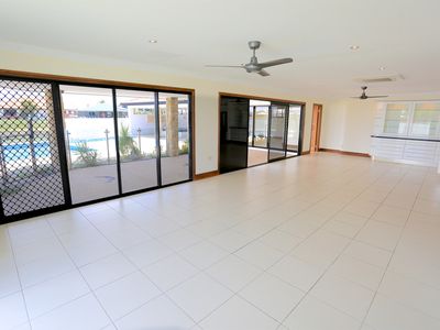 72 Monaco Drive, Zilzie