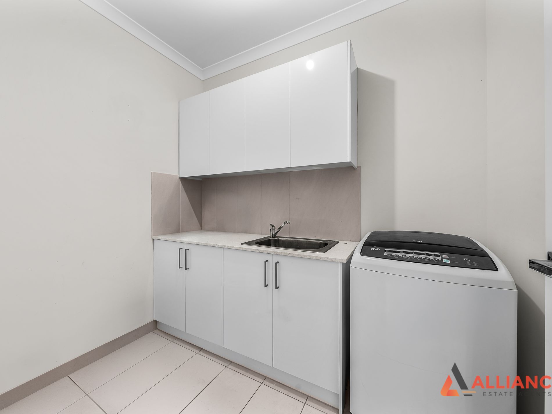 3 Harlequin Walk, Epping