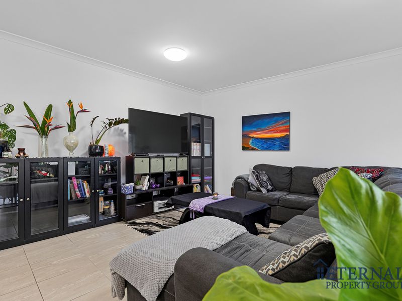 15 Castello Crescent, Byford
