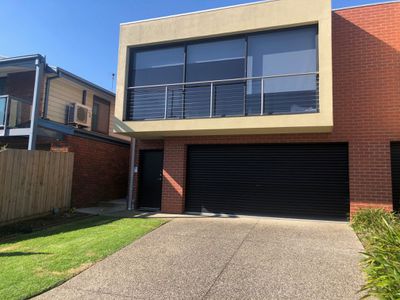 7a The Fairway, North Geelong
