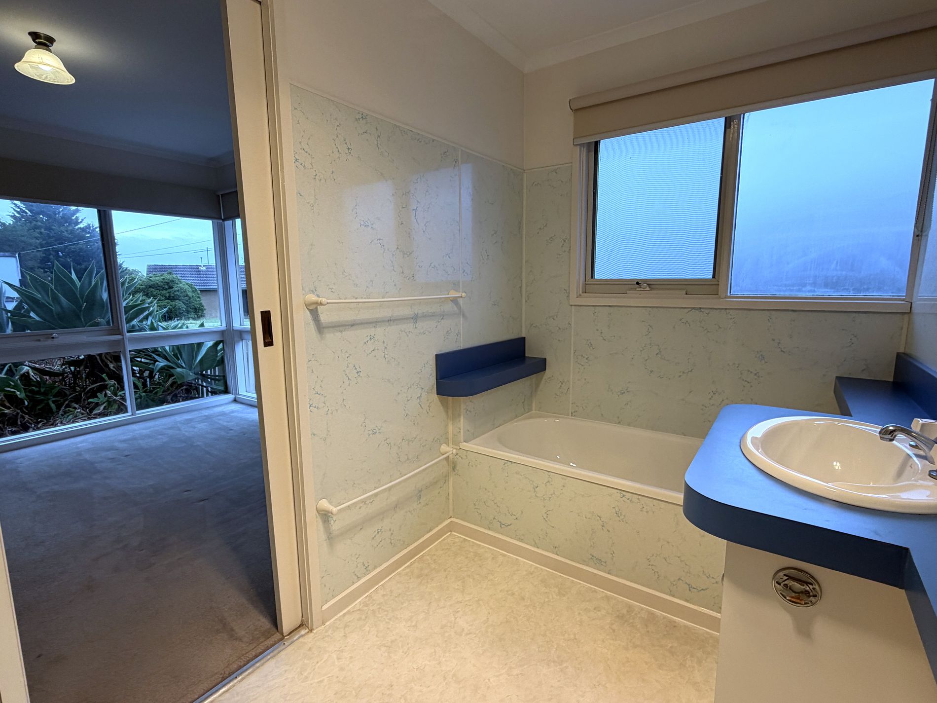 33A Polwarth Crescent, Belmont