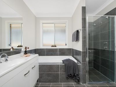 11 Kamala Avenue, Ulladulla