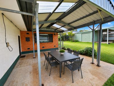 25 Cumbrian Avenue, Atherton