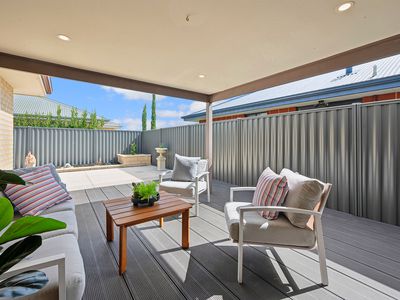 19 Wimbledon Drive, Piara Waters