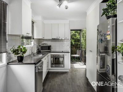 14 Megan St, Camira