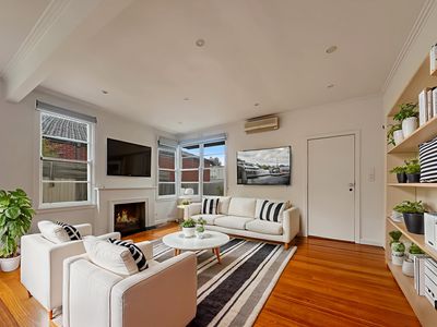 1 / 9 Merther Road, Ivanhoe