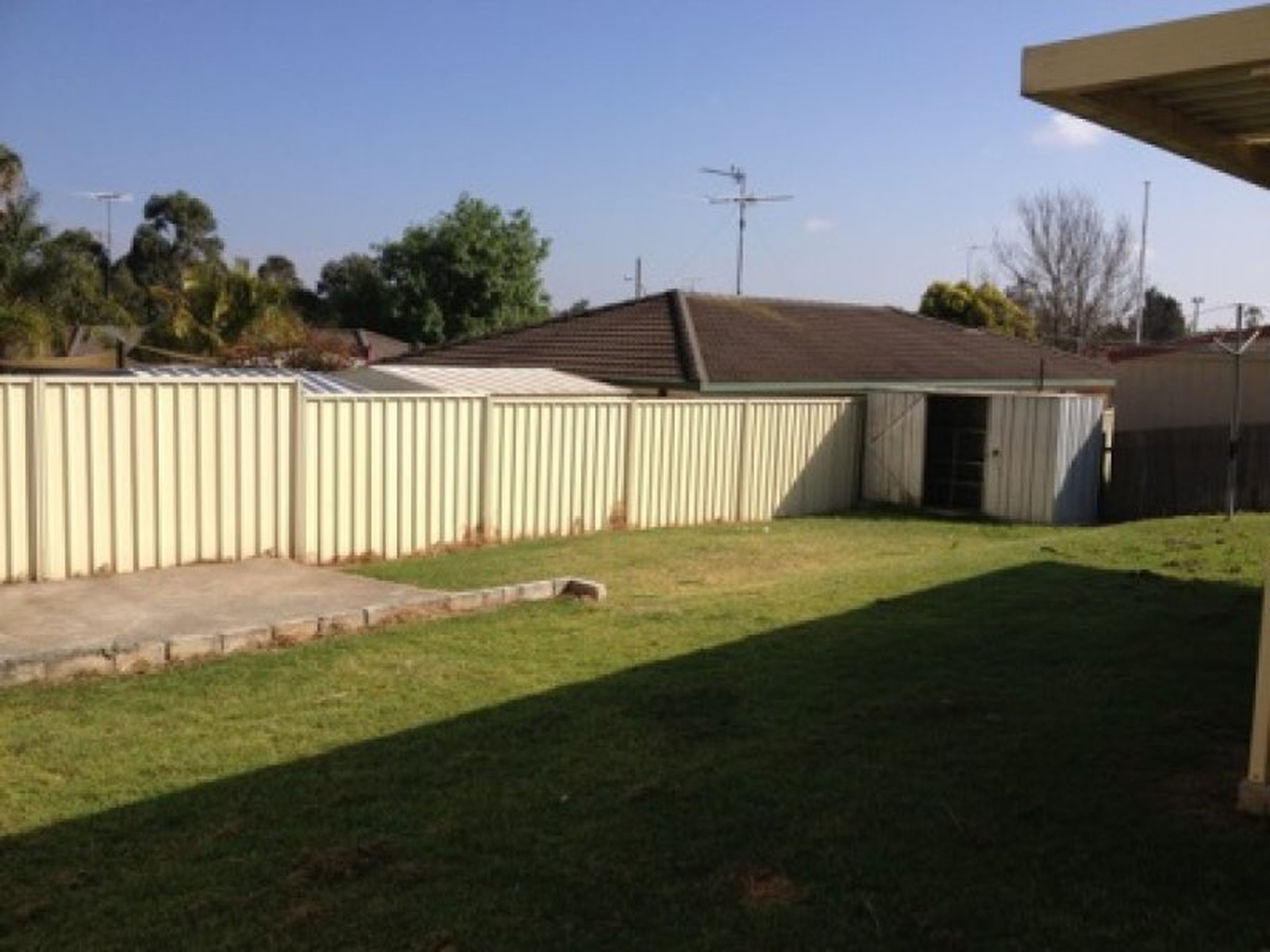 9 Sandpiper Crescent, CLAREMONT MEADOWS