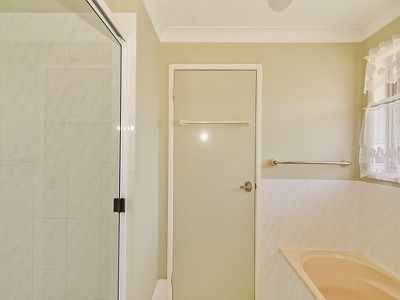 43 Dorset Drive, Rochedale South