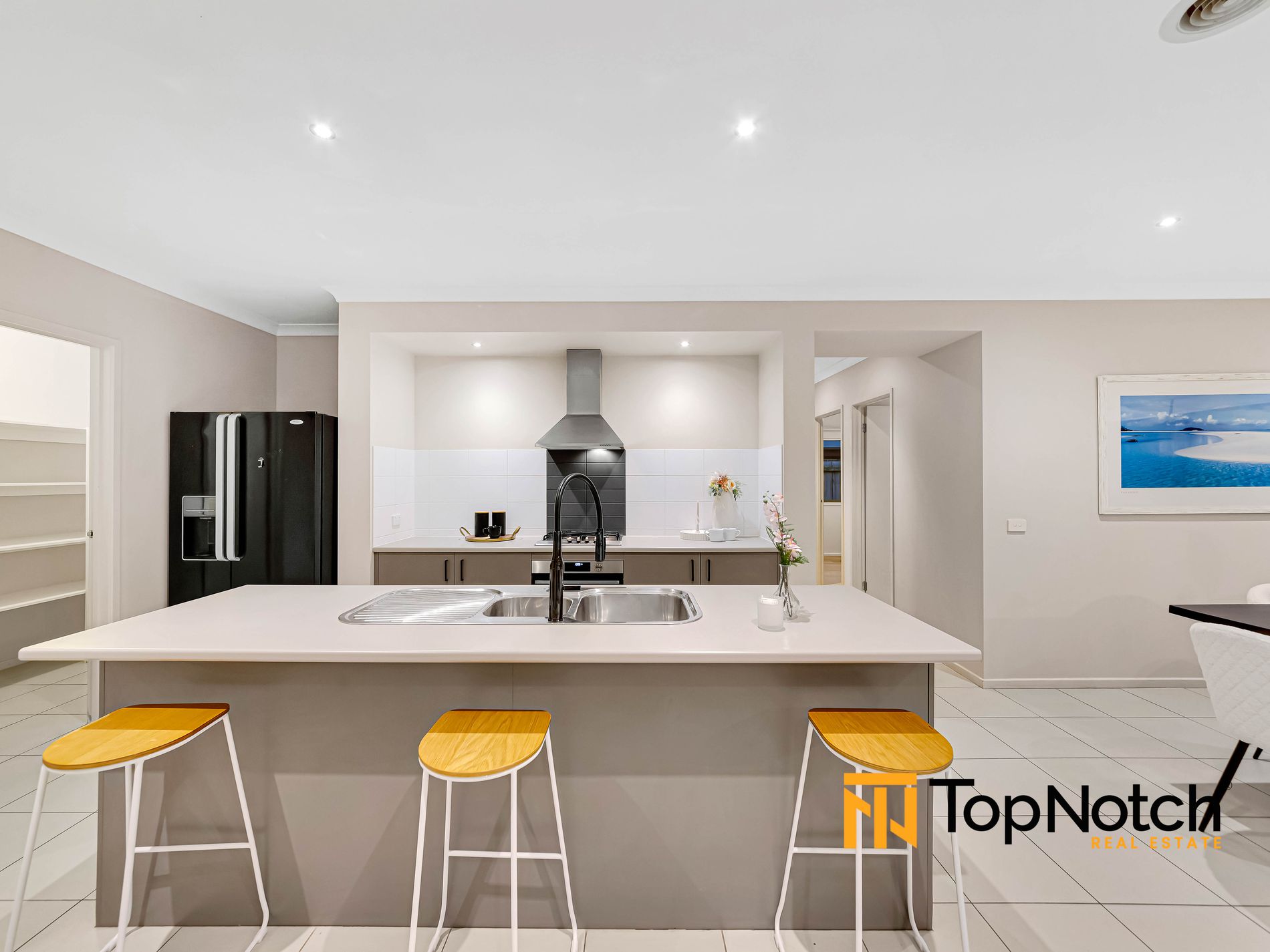 18 Sanctum Circuit, Doreen