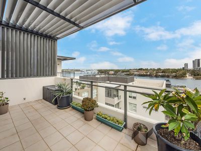 14 / 3 Bay Drive, Meadowbank