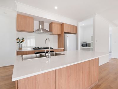 11 Salisbury Loop, Baldivis