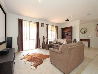 21 Obriens Court, Heathcote