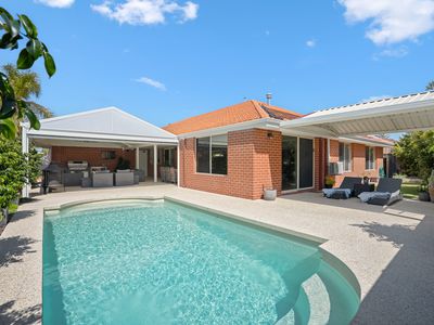 2 Anzio Court , Secret Harbour