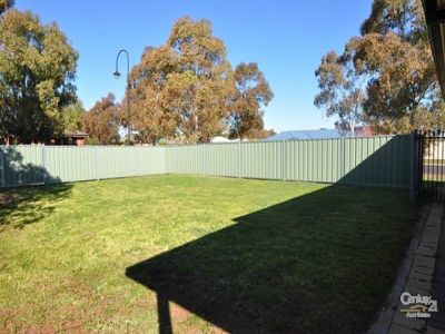 18 Page Avenue, Dubbo