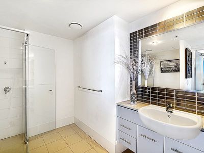 257 / 105 Scarborough Street, Southport
