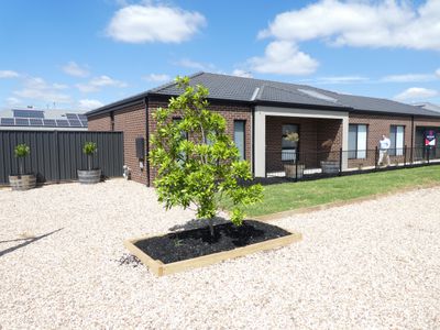 2 DRAGONFLY DRIVE, Seymour