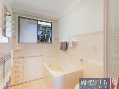 128 Station Street, Bonnells Bay