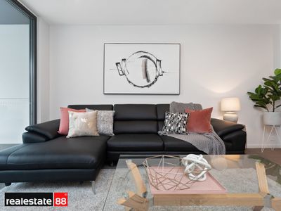 99 / 172 Railway Parade, West Leederville