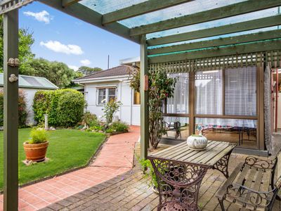 23 Mereweather Avenue, Frankston