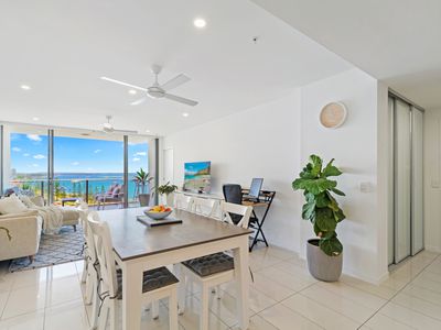 902 / 388 Marine Parade, Labrador