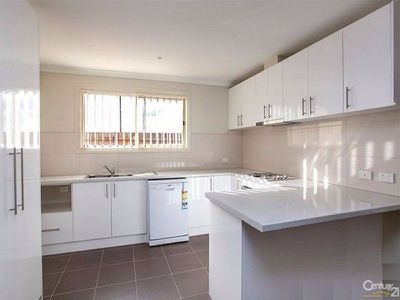 14 Greendale Boulevard, Pakenham