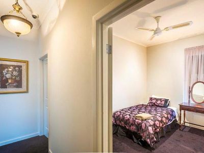 33 Smith Street, Macedon