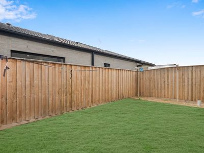 24 Quill Circuit, Kalkallo