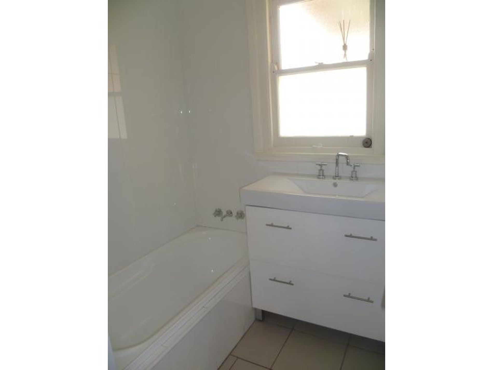 23 Churchill Avenue, Newtown