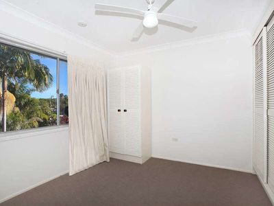 16 Palm Drive, Mooloolaba