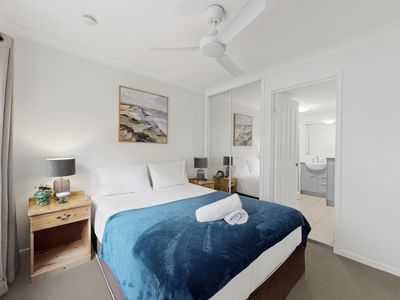 6 / 21-27 MARKWELL AVENUE, Surfers Paradise