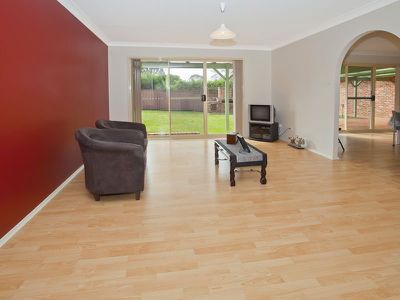 14 Sierra Drive, Horsley