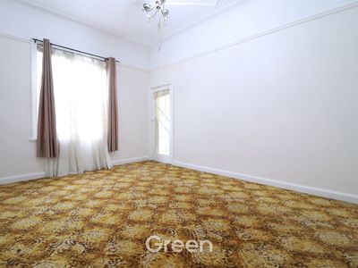 34 Meadow Crescent, Meadowbank
