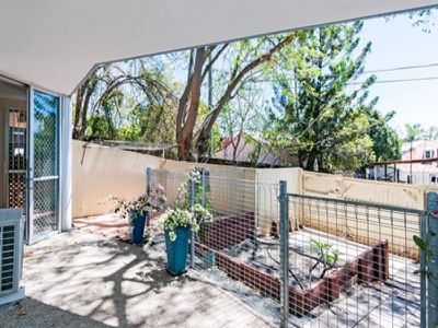 2 / 3 Court Street, Ipswich