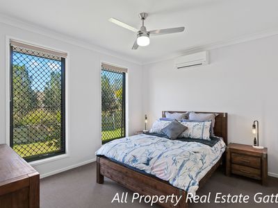 12 Lillypilly Place, Regency Downs