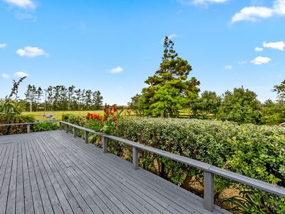 331 South Head Road, South Head, Helensville