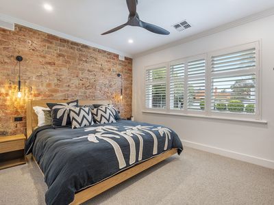 10 Broadway, South Brighton