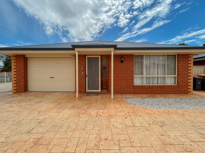 1 / 64 Gray Street, Swan Hill