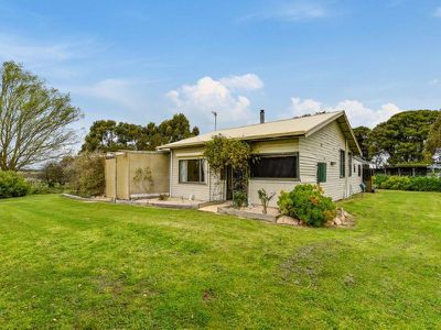 70 Burchard Road, Tantanoola