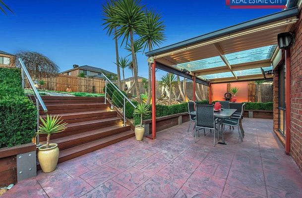 52 Royal Terrace, Craigieburn