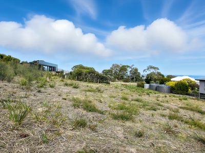7 Meika Place, Coles Bay