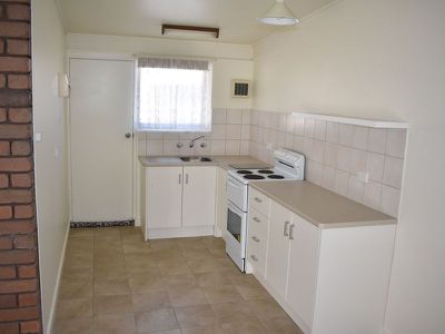 1 / 12 Short Street, Millicent