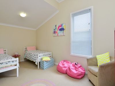 15 Bourke Street, Piccadilly