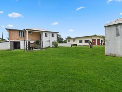 43 WATTLE STREET, Goondi Hill